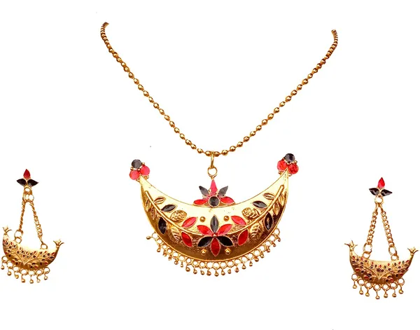 Assamese_Traditional_Gold_Plated_Red_Black_Colour_Joonbiri_Chain_Jewellery_Set_For_Women